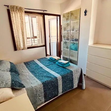 Apartment Renovated Near The Sea